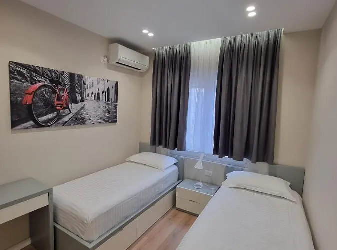 Arkle 1 ティラナ